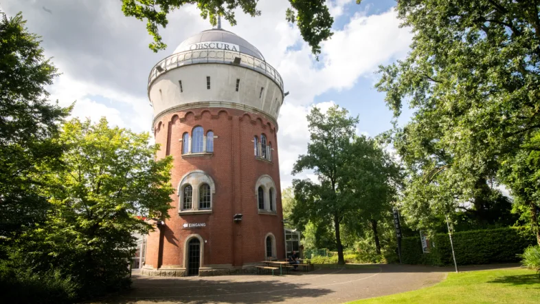 Außenansicht des Turms der Camera Obscura in Mülheim an der Ruhr.