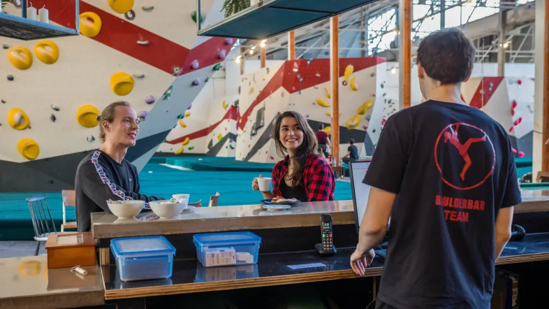 Blick vom Bistro in die Boulderbar Essen