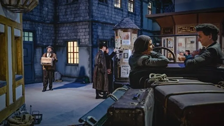 Kulisse Berlin der 1920er Jahre in der Erlebnisfabrik