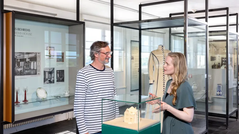 Führung im LVR-Industriemuseum Peter-Behrens-Bau.