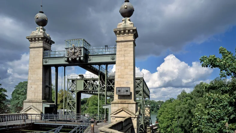 Ansicht der Schleuse des LWL-Museum Schiffshebewerk Henrichenburg.