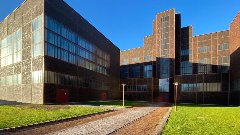 Außenansicht des Red Dot Design Museum in Essen.