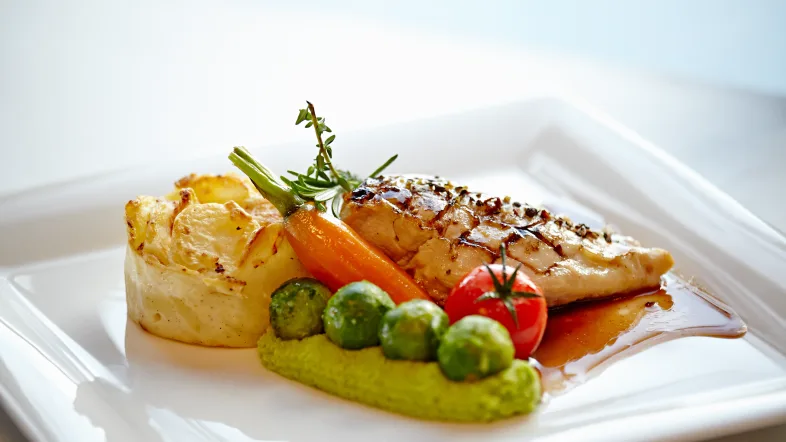 Fleisch, Kartoffeln, Bohnen